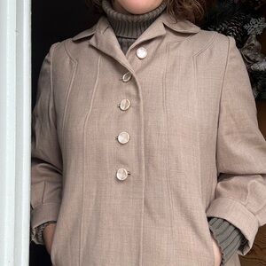 VINTAGE Betty Rose Women’s Coat Cream Size Small/Medium